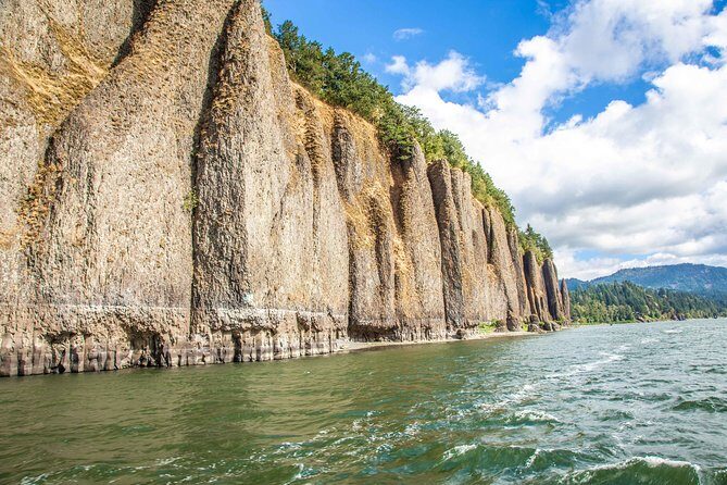 7 Wonders of the Gorge 3.5-hour Jetboat Cruise - Willamette River to Downtown Angles: The Portland Part You’ll Remember
