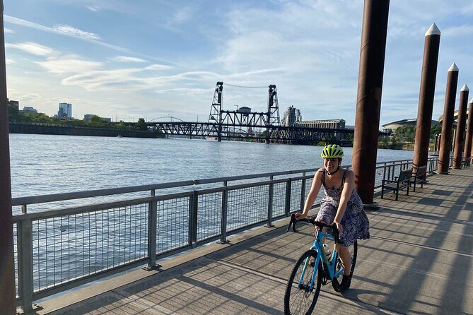 Essential Portland Oregon Bike and E-Bike Tour! - Arts District momentum: Portland Art Museum, Arlene Schnitzer Concert Hall, and OHS