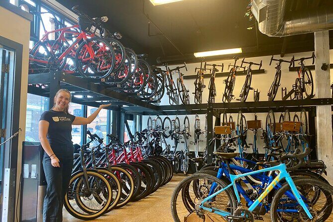 Essential Portland Oregon Bike and E-Bike Tour! - Finishing back in Old Town: what to do after the ride