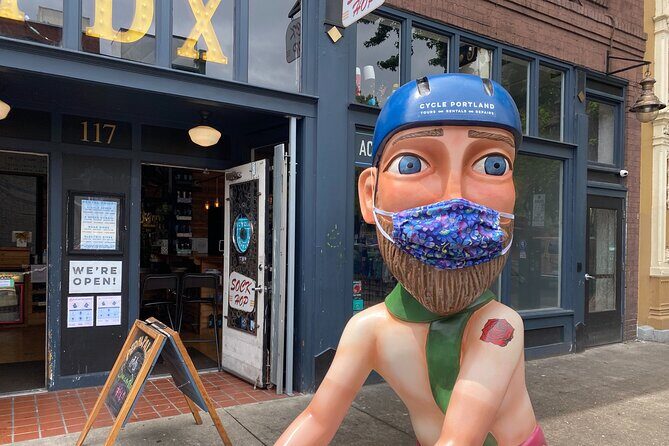 Essential Portland Oregon Bike and E-Bike Tour! - Meeting at Cycle Portland: bikes, helmets, rain gear, and the starter setup