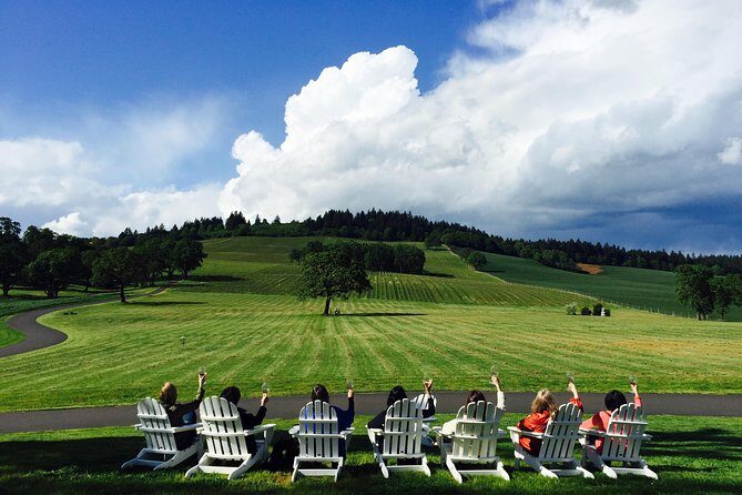 Small Group: Willamette Valley Wine Tour From Portland (Tasting Fees Included) - The day plan from Portland: a full 7.5 hours, without the driving stress